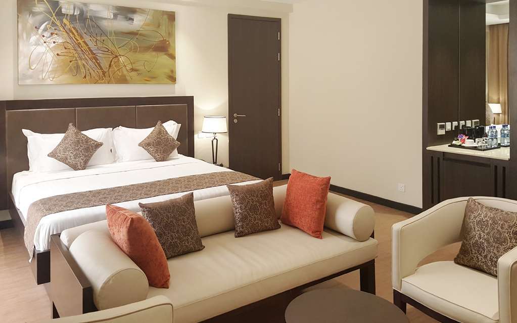 Doubletree By Hilton Nairobi Hotel Ruang foto
